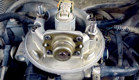 Sistema de combustible: Imagen de la computadora del sistema de combustible TBI en un vehículo